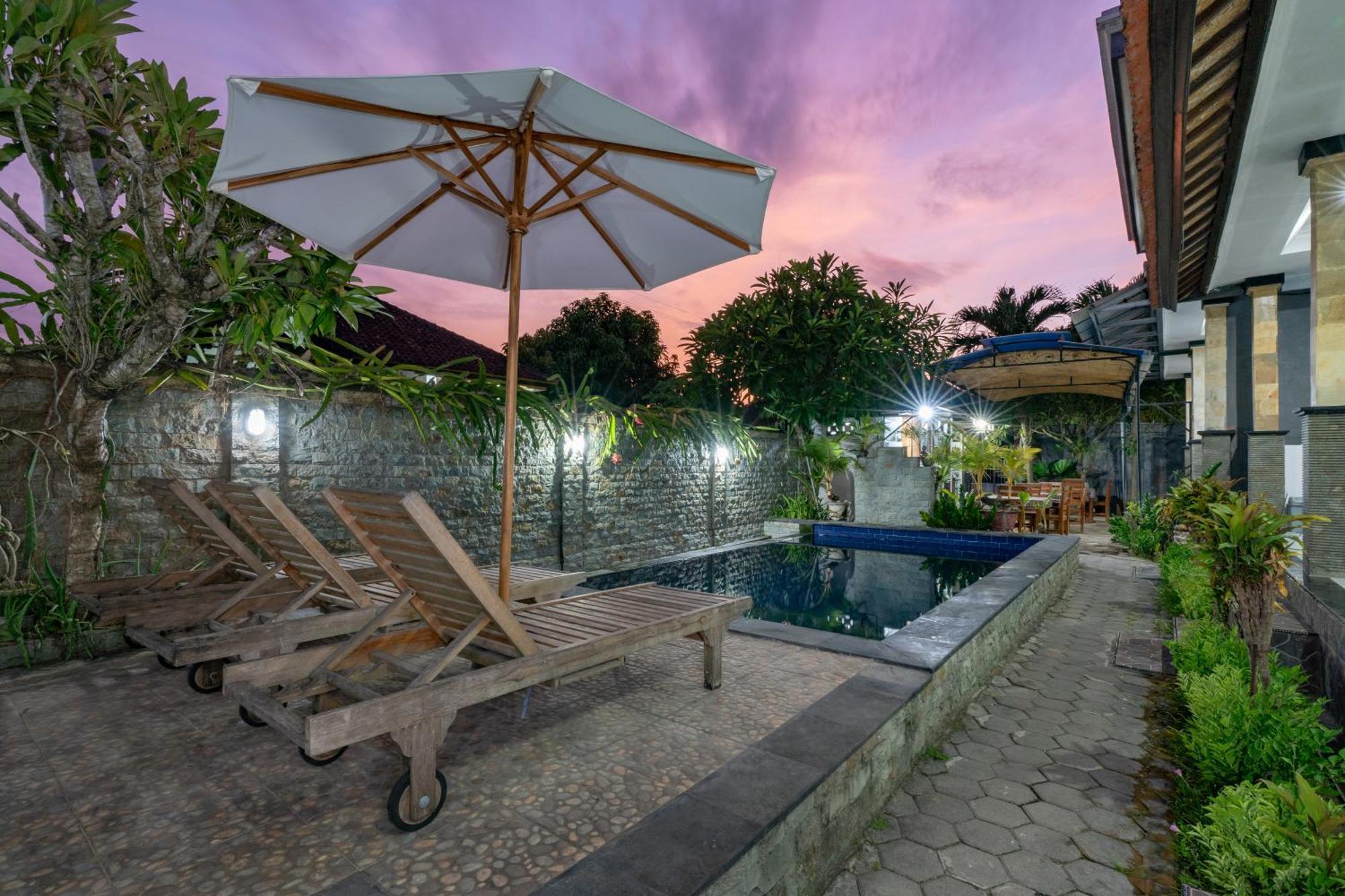 Widia Homestay Nusa Lembongan Ngoại thất bức ảnh