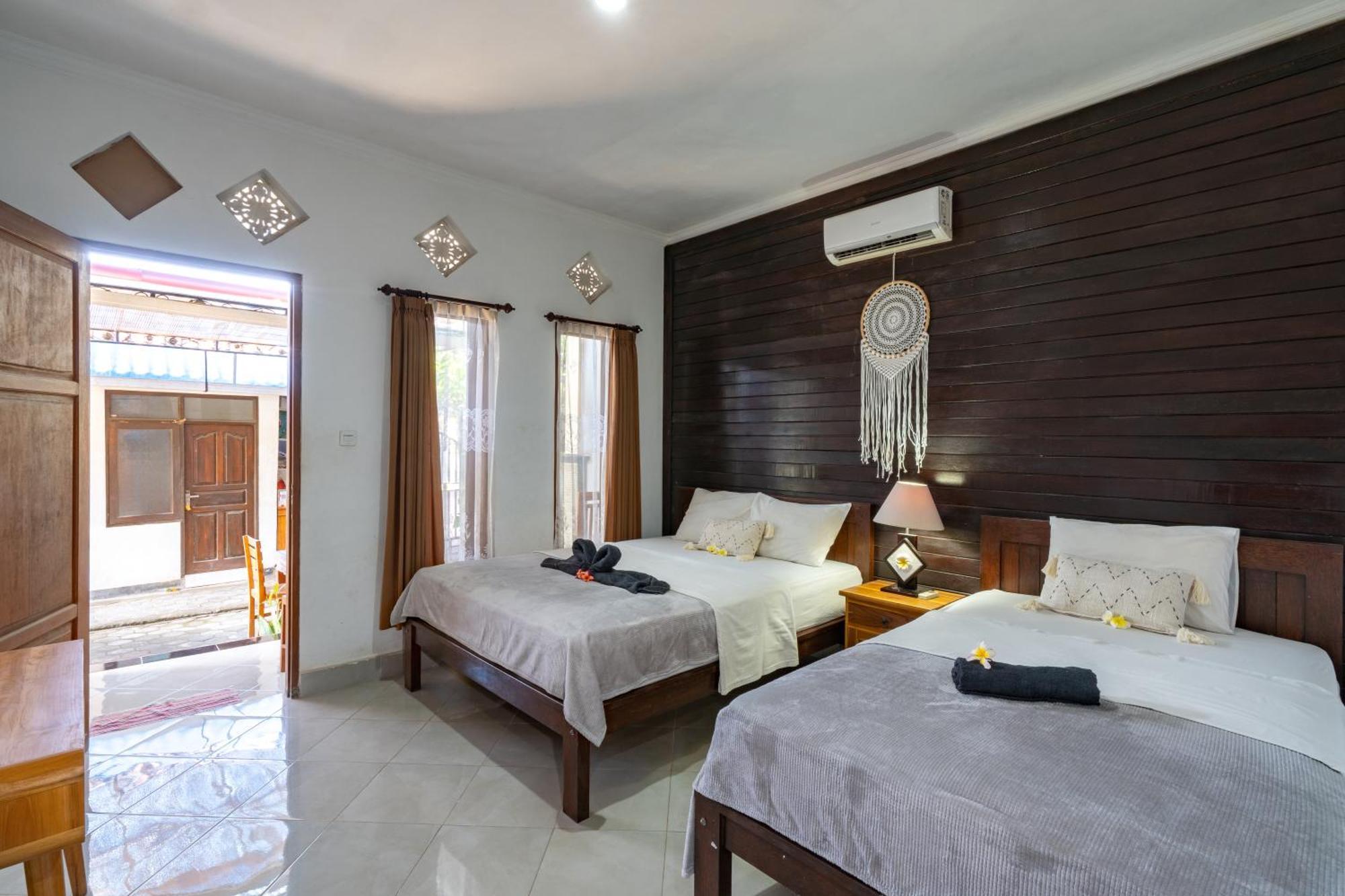 Widia Homestay Nusa Lembongan Ngoại thất bức ảnh